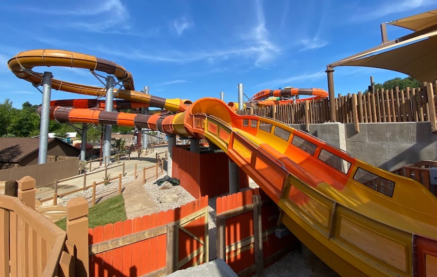 ProSlide - Holiday World lance sa première montagne russe aquatique :  Cheetah Chase