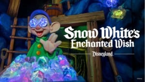 Disney snow white's enchanted kiss