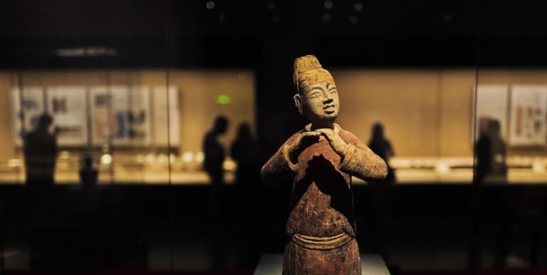 most visited museums asia pottery figure