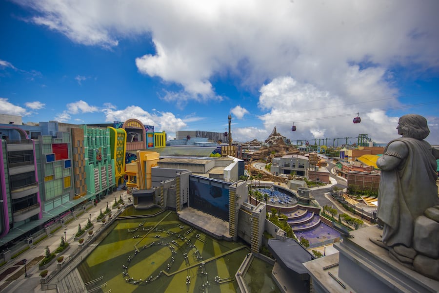 Genting outdoor theme park opening date