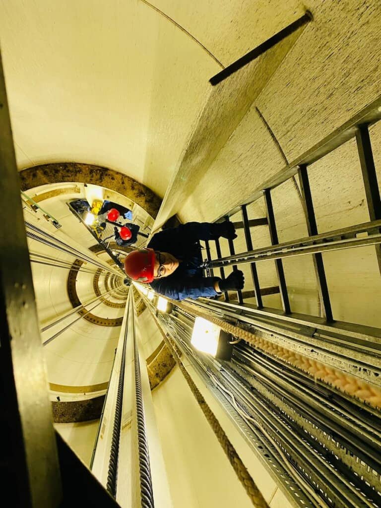 BA i360 tower climb