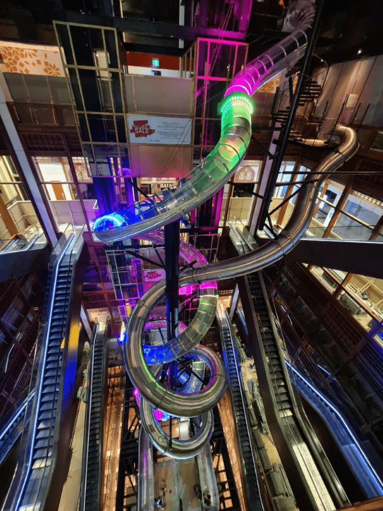 Wiegand Abu Dhabi WTC Mall Slide