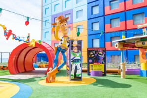 tokyo disney resort toy story hotel