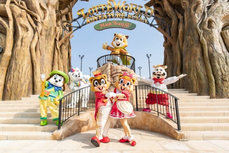 Lotte World Adventure Busan Mascots