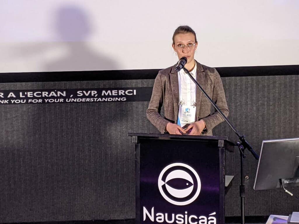 taissa faust at International aquarium congress 2022