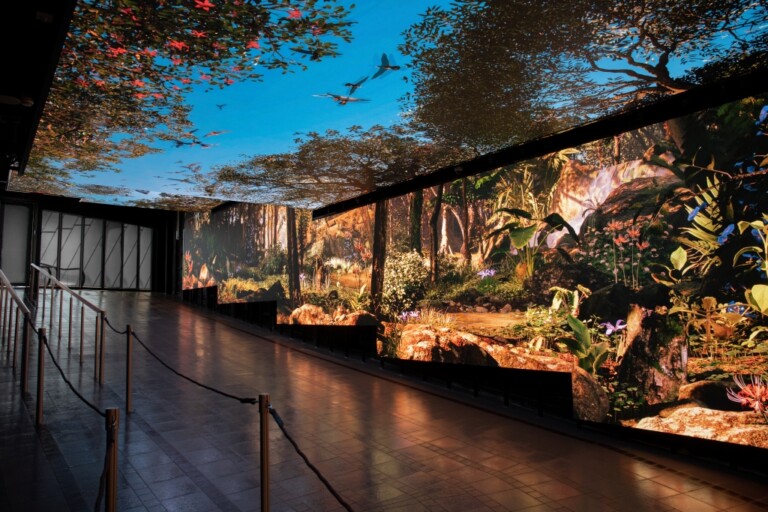 Sarner International Peak Tram Hong Kong exhibit ceiling screen
