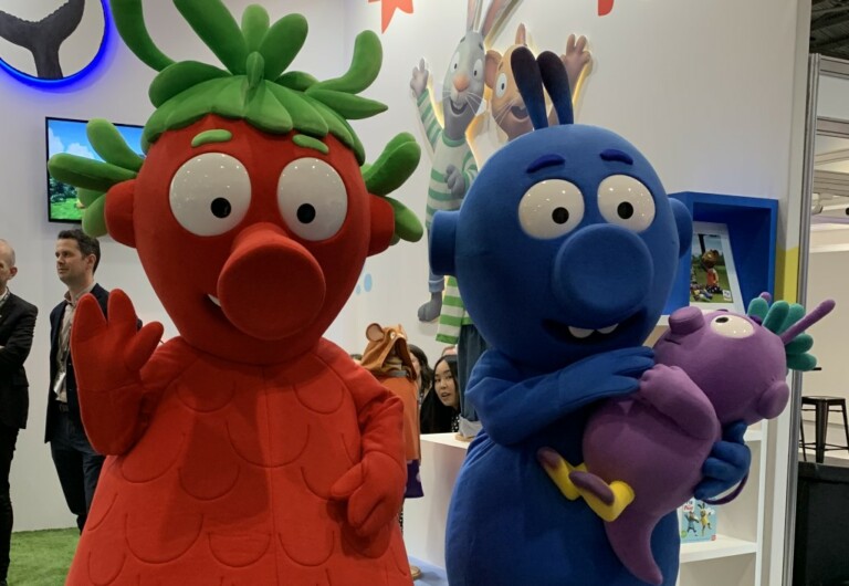 Rainbow Productions Smeds and Smoos Characters