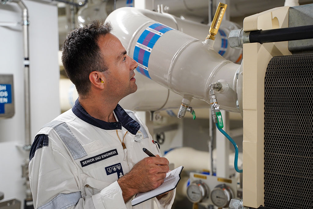 Excess heat from the engines is re-purposed to warm the super-cooled LNG so it can be used to power the ship. Cold energy from the LNG tanks is then recycled into the ship’s energy efficient air-conditioning systems. This interconnected system saves 200 tons of fuel per year.