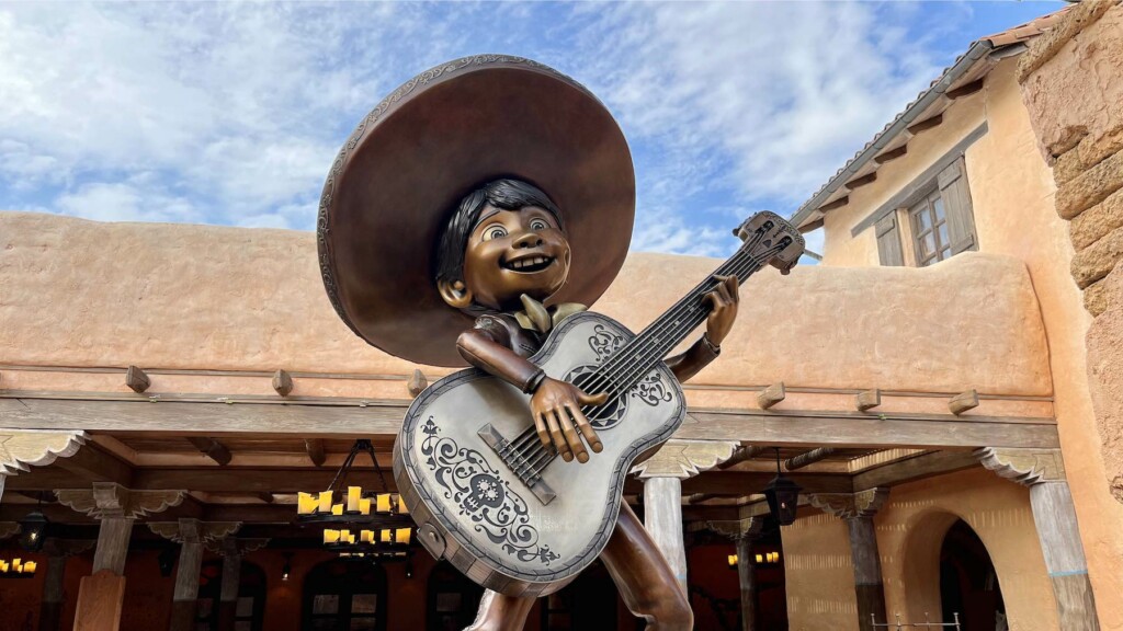 coco restaurant disneyland paris