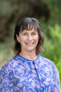Amanda Embury headshot