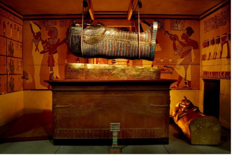 Tutankhamun: His Tomb and His Treasures