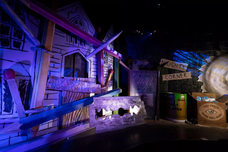 the curse at alton manor dark ride