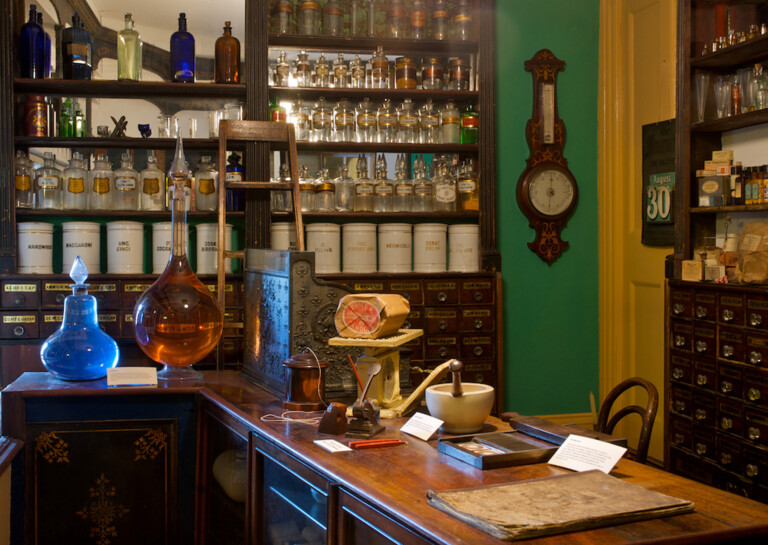 CHEMIST SHOP IN THE MUSEUM OF LAKELAND LIFE & INDUSTRY