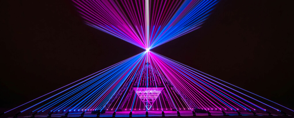 Christopher Bauder immersive art