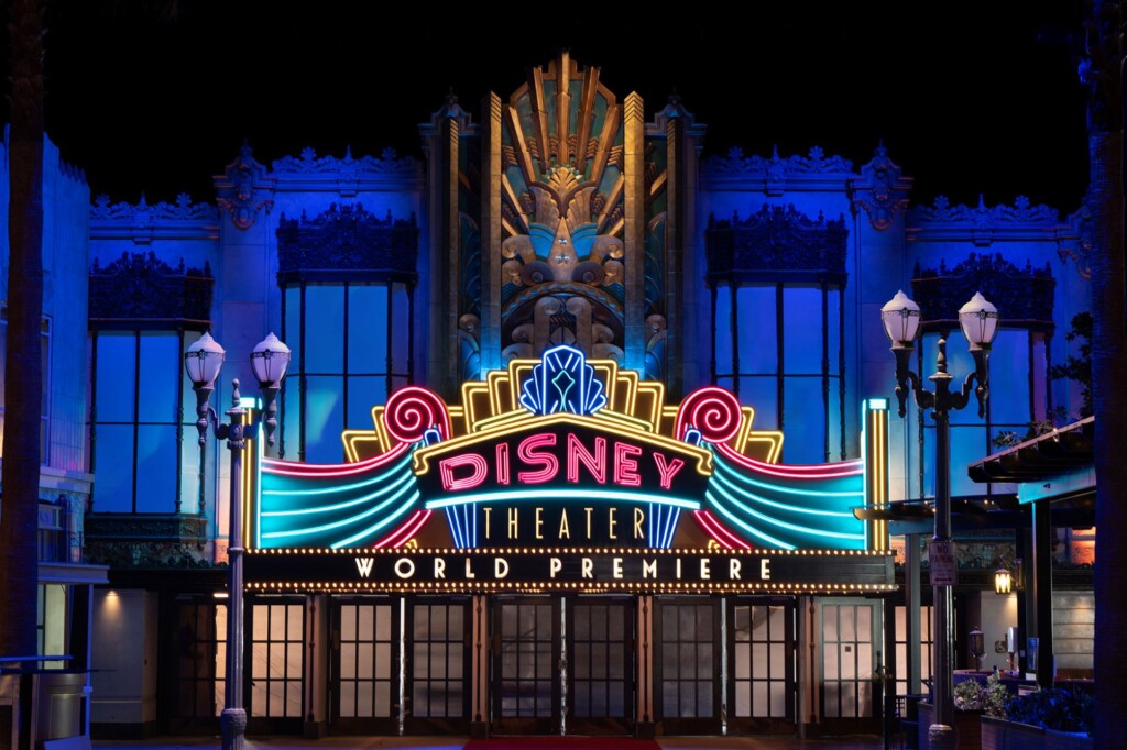 disneyland paris world premiere plaza