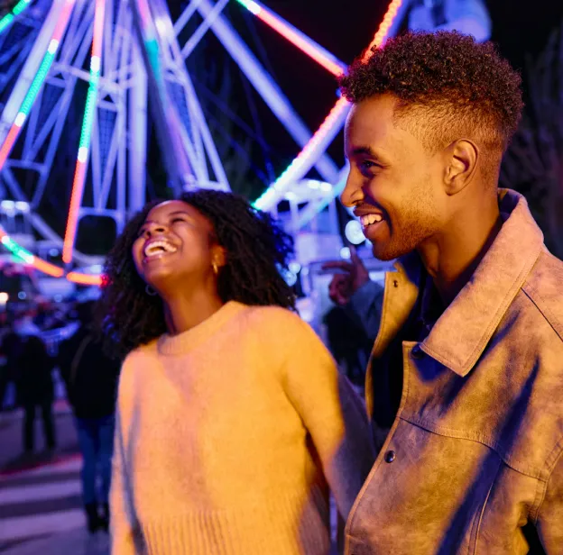 Crowd Convert guests at the fair