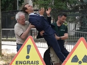 emmanuel macron waxwork