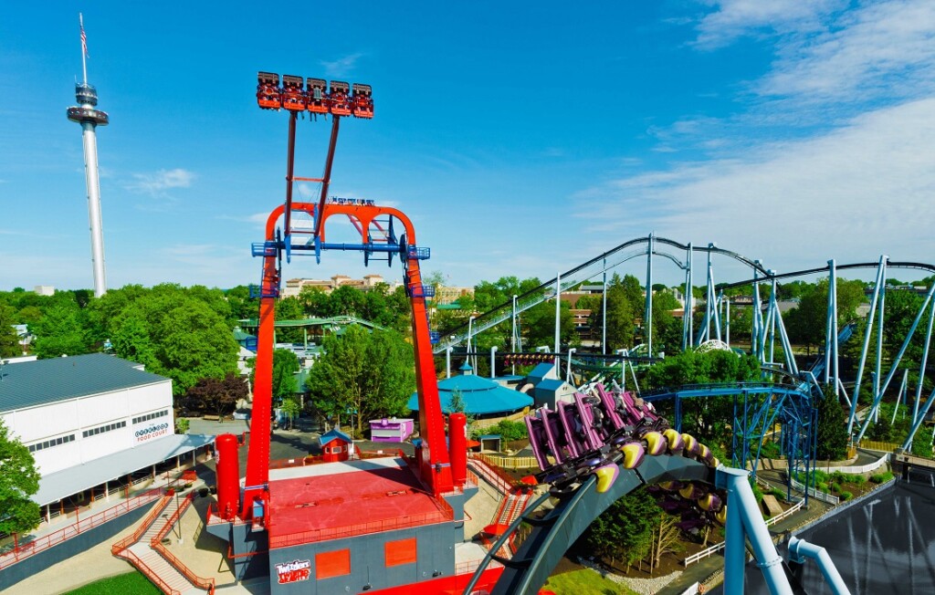 Hersheypark's Twizzlers Twisted Gravity swings over the park