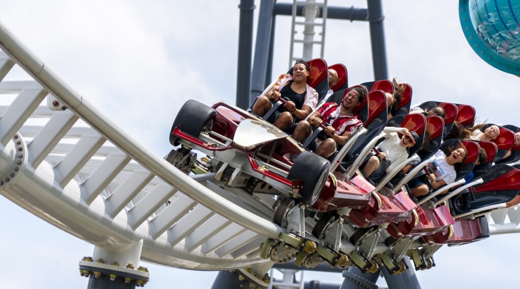 Air Launch Coaster leaving Corkscrew
