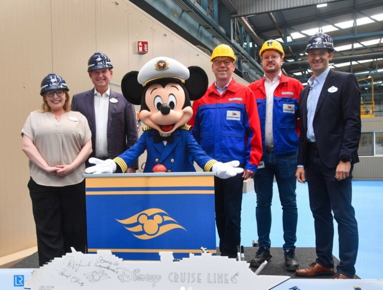 disney cruise line new ship building