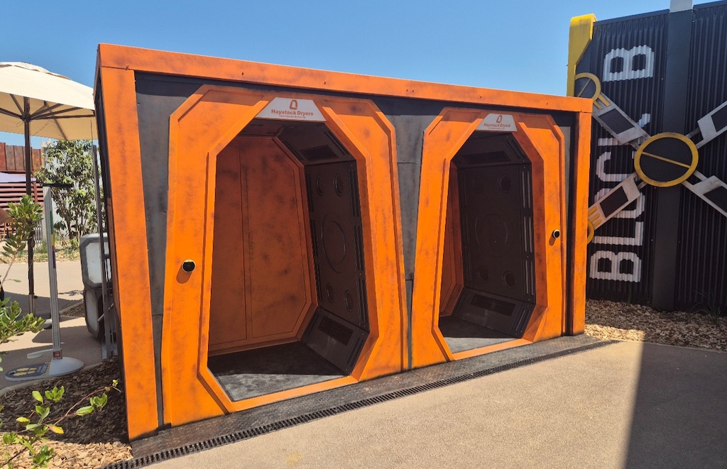 Haystack Dryers celebrates French theme park installations ahead of IAAPA Expo Europe 2025